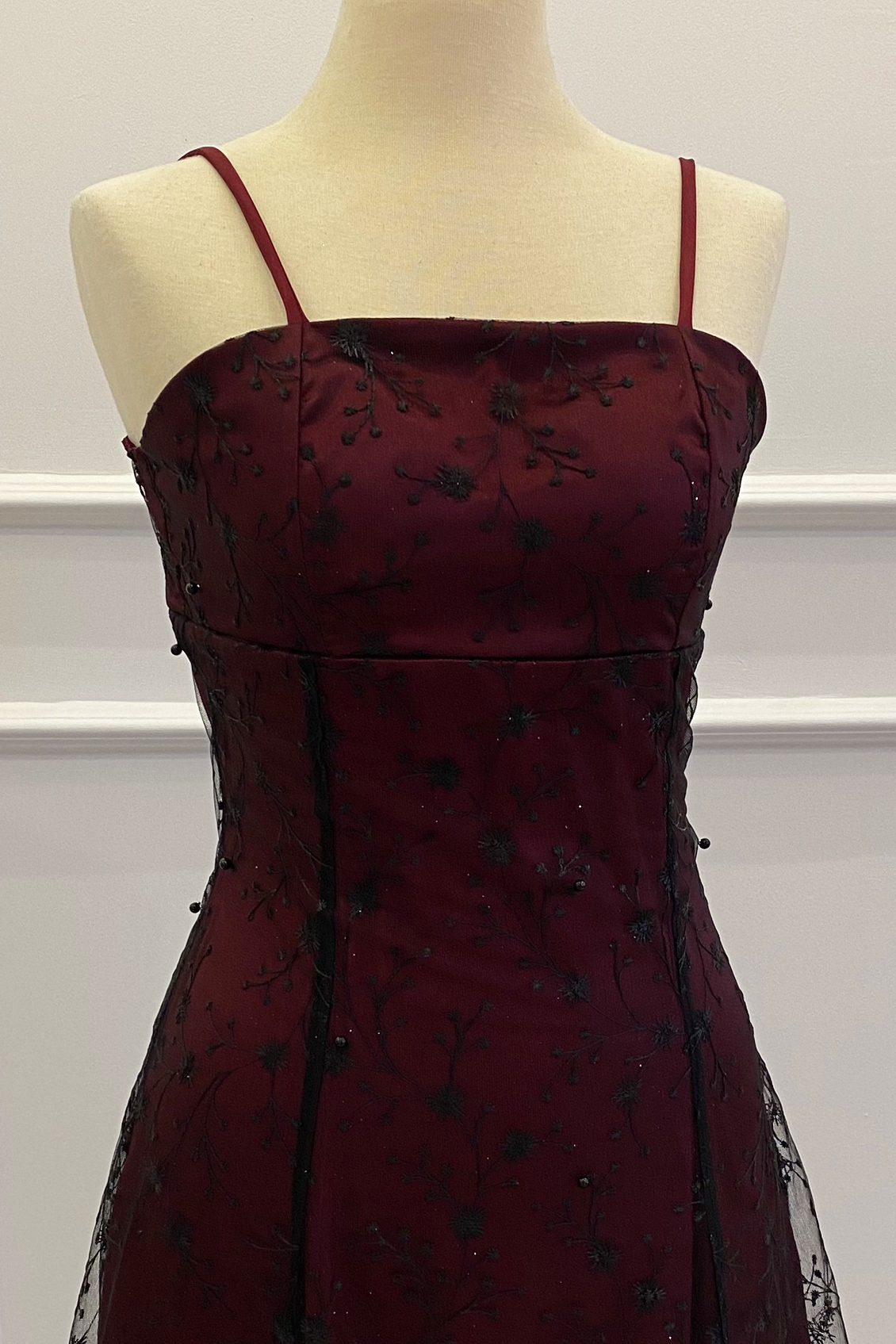 90s Prom Dress with Adjustable Straps – Whimsical Lace