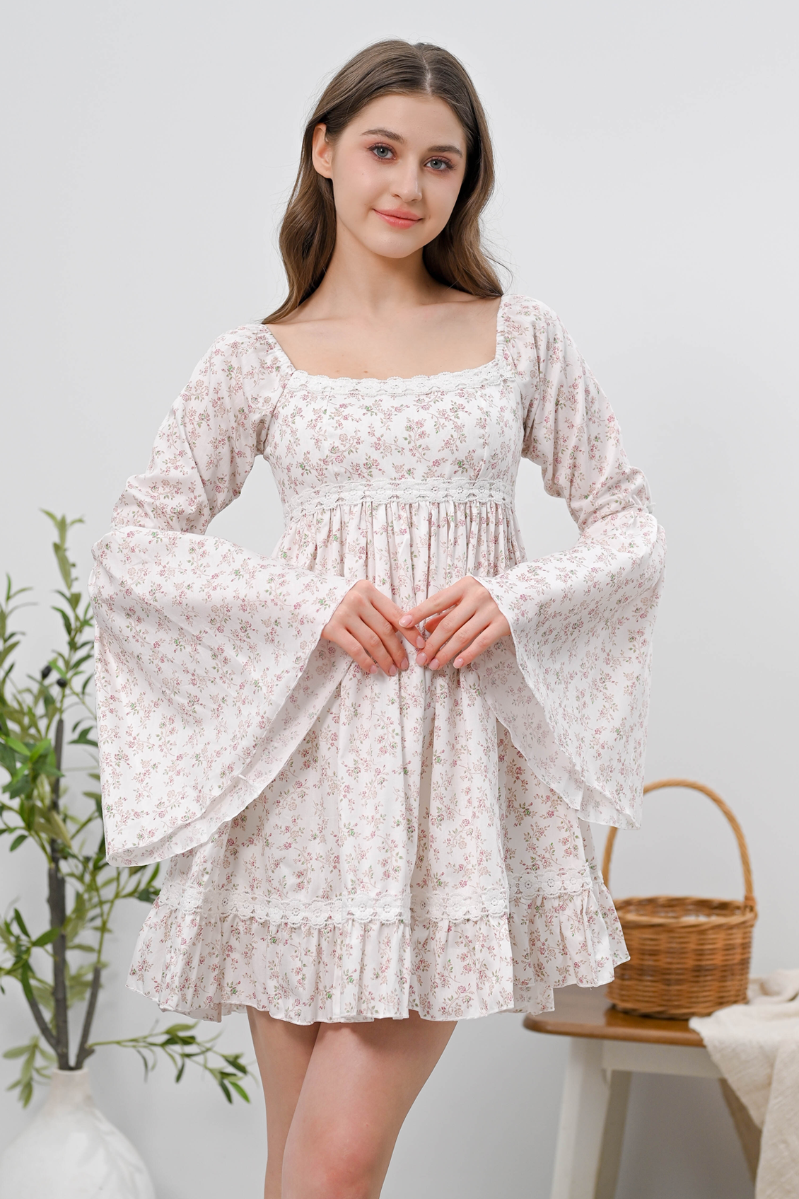 Juliet Dress in White Blossom Cotton